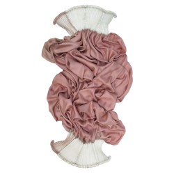 Écharpe bouplibou maxi bicolore en twill de soie plissé, fabriquée par sophie guyot soieries à Lyon en France