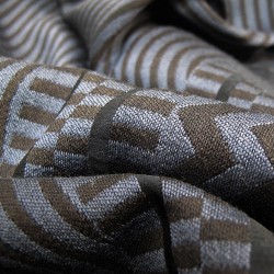 Scarf maxi woven stole silk wool maxi fabrication lyon france sophie guyot soieries fashion designer accessory textile design