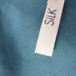 Scarf Coulipli pleated silk twill craftly made in lyon  by sophie guyot silk design