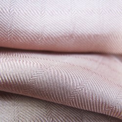 Écharpe bouplibou maxi bicolore en twill de soie plissé, fabriquée par sophie guyot soieries à Lyon en France