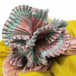 Scarf Coulipli pleated silk twill craftly made in lyon  by sophie guyot silk design