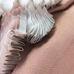 Short pleated scarf in silk twill made in lyon france design by sophie guyot