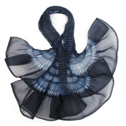 Short scarf paplillon pleated silk organza dyed made by sophie guyot silk textile fashion design in Lyon