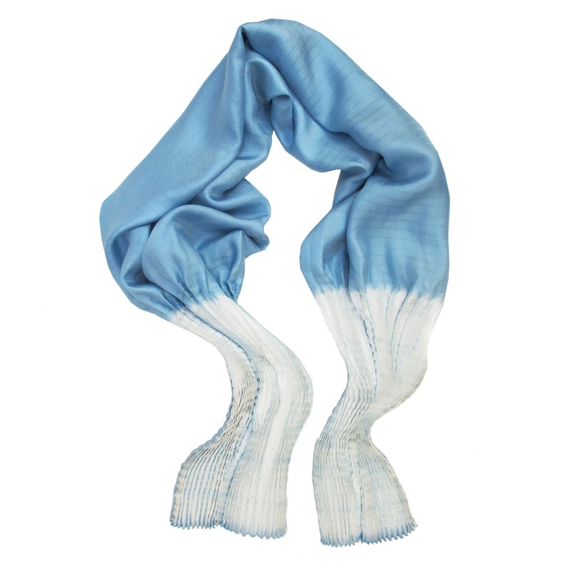 Short pleated scarf in silk twill made in lyon france design by sophie guyot