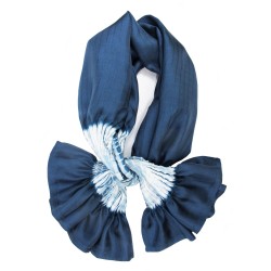 Foulard court plissé minipli bicolore en twill de soie quadrillé, fabriqué par sophie guyot soieries à Lyon en France