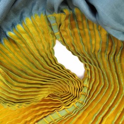 Scarf Coulipli pleated silk twill craftly made in lyon  by sophie guyot silk design