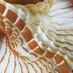 Scarf plissenpli midi, two tones in silk twill, pleated and dyed by sophie guyot soieries in Lyon, France