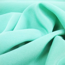 Longue écharpe plissée en crêpe de chine 100% soie bicolore