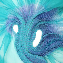 volplivol scarf dyed pleated silk organza made in Lyon France Sophie Guyot créations soieries textiles fashion accessories