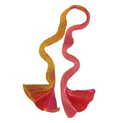 Plicatwill pleated full lenght scarf multicolor in silk twill made by sophie guyot silks workshop in Lyon France