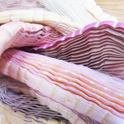 Plicatwill pleated full lenght scarf multicolor in silk twill made by sophie guyot silks workshop in Lyon France
