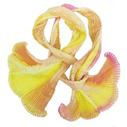 Longue écharpe plissée plicatwill multicolore en twill de soie fabriquée par sophie guyot atelier de soieries Lyon France