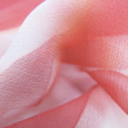 Foulard long et léger en mousseline de soie teinture artisanale motif shibori  itajime