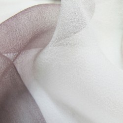 Foulard long et léger en mousseline de soie teinture artisanale motif shibori  itajime