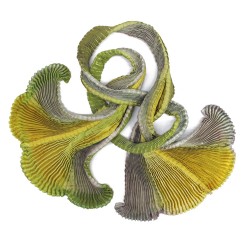 Écharpe plissée plicatwill multicolore en twill de soie fabriquée par sophie guyot atelier d'art et soieries à Lyon France