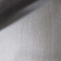 Carré 90 uni twill de soie roulotté fait à lyon france par sophie guyot atelier soieries