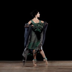 Robe en jersey de soie réversible et casaquin en jersey et organza de soie réversible