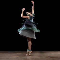 Robe en jersey et organza de soie réversible