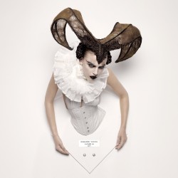 TROPHEAUM - Silk Organza Collars