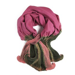 Scarf Coulipli pleated silk twill shibori dyeing made in Lyon France by sophie guyot silk design fashion & accessory
