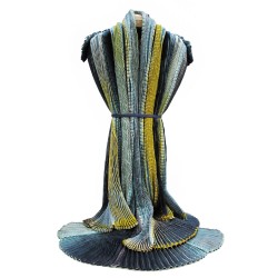 Twin-set composé d’une cape plissée et d’une longue écharpe plissée en sergé de soie