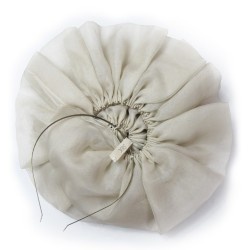 Two-tone pleated BIBI paplillon in silk organza, made in Lyon, France by Sophie Guyot Soieries from a shibori technique