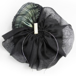 Two-tone pleated BIBI paplillon in silk organza, made in Lyon, France by Sophie Guyot Soieries from a shibori technique