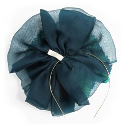 Bibi paplillon multiicolore en organza de soie plissé, teint et fabriqué à Lyon en France par Sophie Guyot Soieries