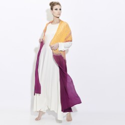 Longue écharpe plissée en crêpe de chine 100% soie, multicolore.