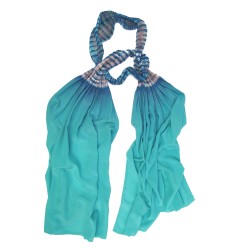Longue écharpe plissée en crêpe de chine 100% soie, multicolore.