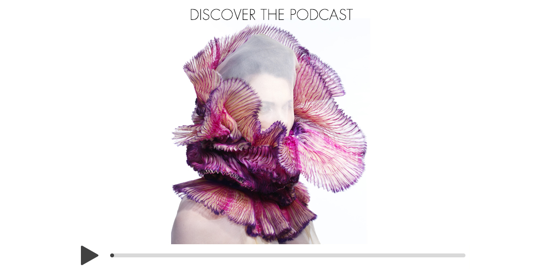 Discover Sophie Guyot Silks design workshop in a different way : listen to the podcast produced in partnership with Le Royal Hôtel Lyon Place Bellecour & Phonomade.